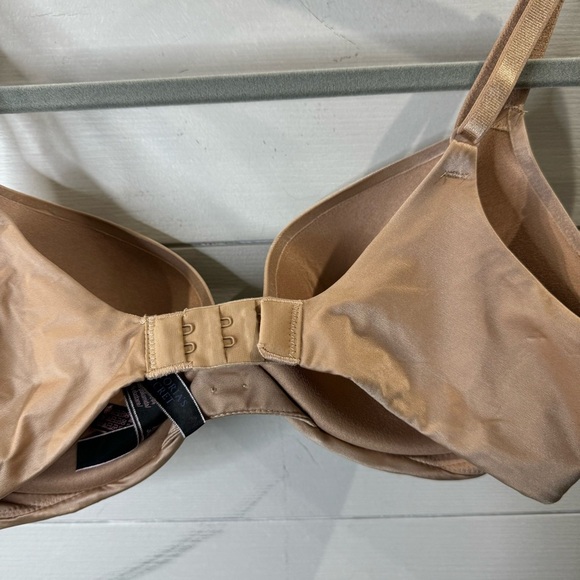 Victoria's Secret | NWOT Seamless Tan Bra So Obsessed Push Up Bra Size 34C - Picture 8 of 9